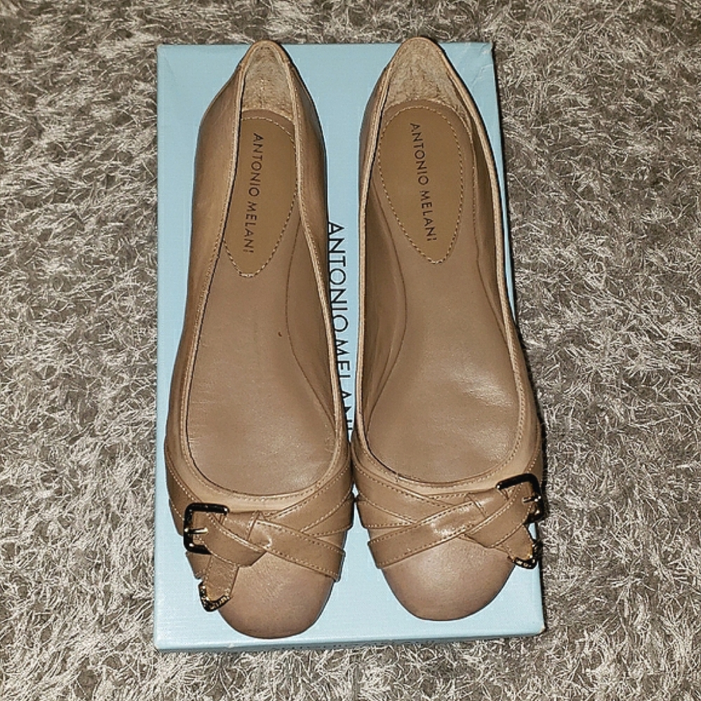 Antonio Melani Gina Sand Color Flat, Size 8